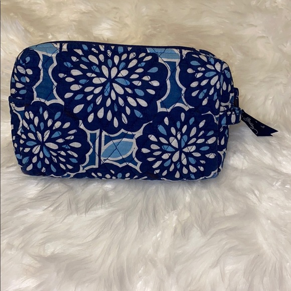 Vera Bradley Pouch - Picture 2 of 5